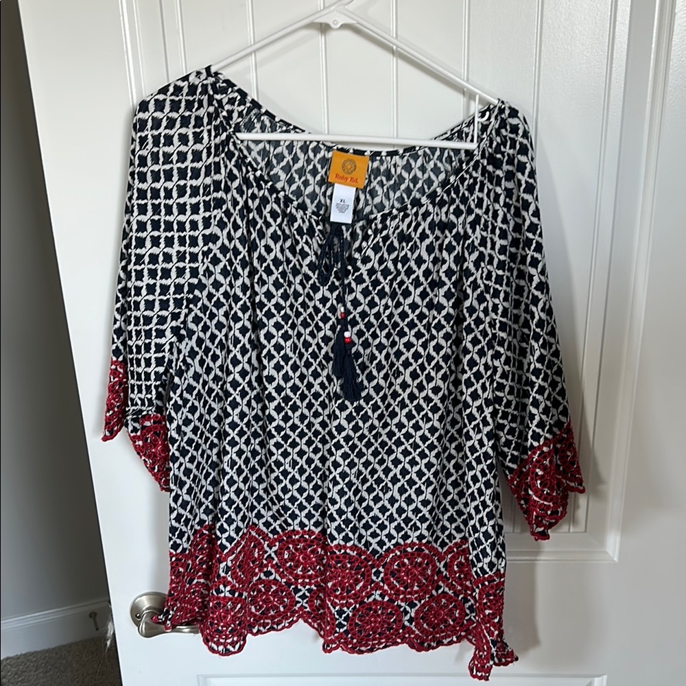 Ruby Rd. Black and Red Geometric Blouse
